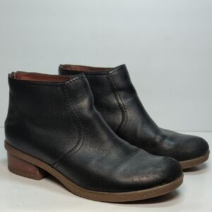 Dansko Bechi Black Leather Ankle Boots women's size 7.5-8. EU 38